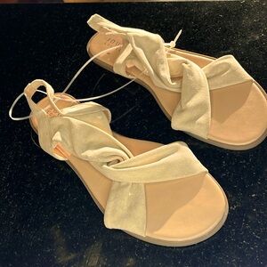 Journee Collection size 12